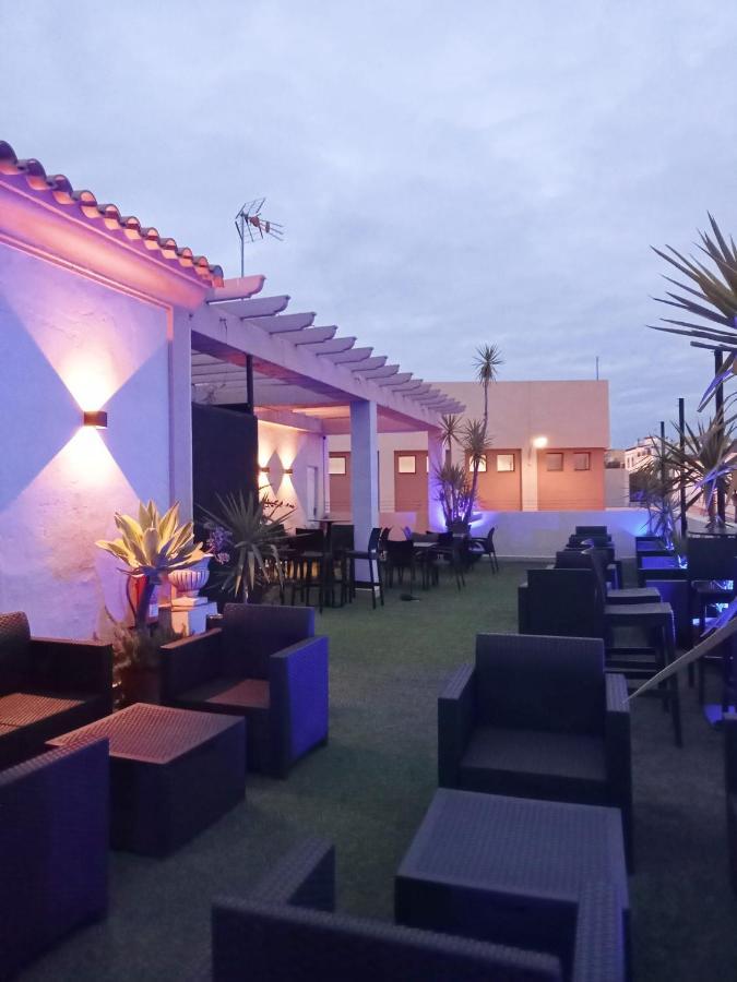 Hotel Sol Sanlucar Sanlúcar la Mayor Exteriör bild
